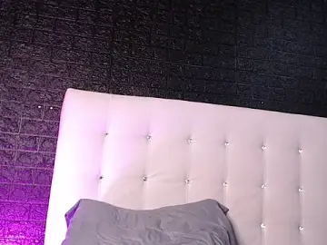 Stripchat Adult Webcam of Sweet-Monica