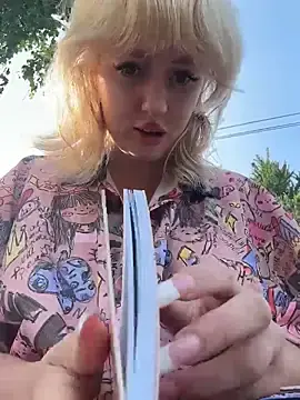 Stripchat Live Sex of RonnieKiss