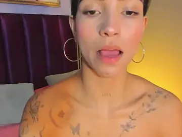 Stripchat Live Sex of LauraAristizabal