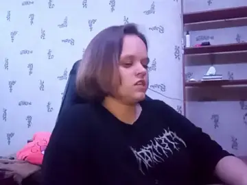 Stripchat Free Live Porn of FlirtingAdele_1