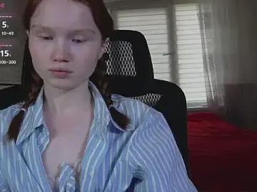 Stripchat Best Webcam of Nellie_baby