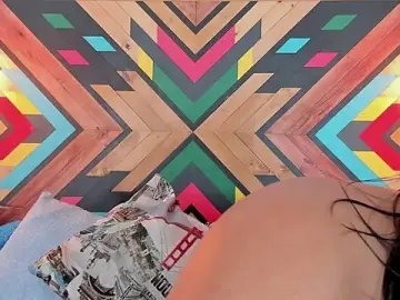 Stripchat Live Sex Cam of NaiirobiSwan