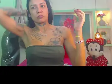 Stripchat Best live sex cam show of lorenapinto