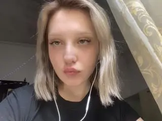 Xlovecam Live Porn of SashaSmithe