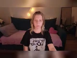 Xlovecam Sex Chat of VikiCharm