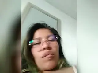 Xlovecam Sex Cam of Novarose