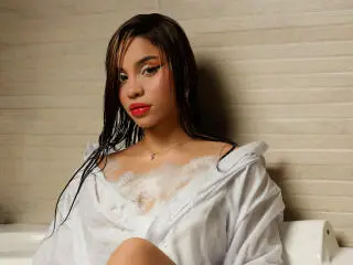 Xlovecam Live Sex of LunaVali