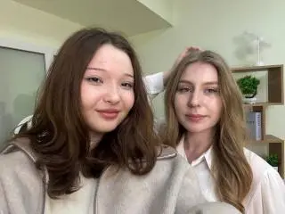 Xlovecam Free Live Porn of MazieCahal