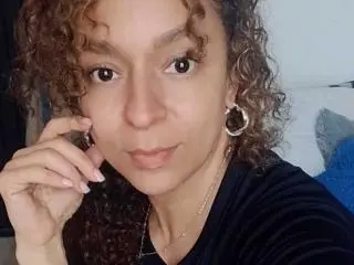 Xlovecam Sex Chat of Angelonix