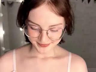 Xlovecam Live Porn of MakedaRiedell