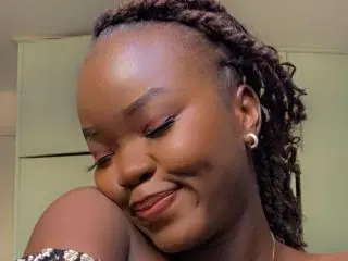 Xlovecam Free Live Porn of CocoCurves