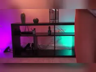 Xlovecam Live Sex Cam of OlyviaDelight