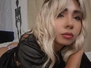 Xlovecam Adult Webcam of EmilyValk