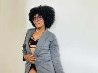 Xlovecam Watch Live Sex Cams of RoldanStefy