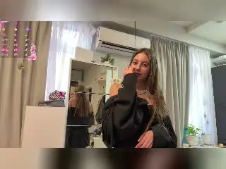 Xlovecam Nude Webcam of ErinMarrujo