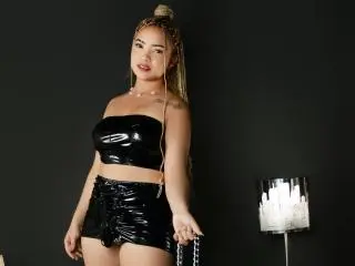 Xlovecam Sex Cam of TatianaRossi