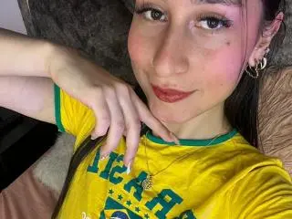 Xlovecam Best Webcam of MaddyCarina